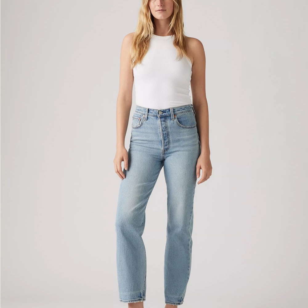 Levi’s Ribcage Straight Jeans Light Blue Wash